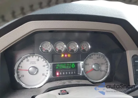 2008 Ford F-250 Fx4/Harley-Davidson/King Ranch/Lariat/Xl/Xlt z USA, uszkodzony, nr VIN 1FTSW21R28EC20335